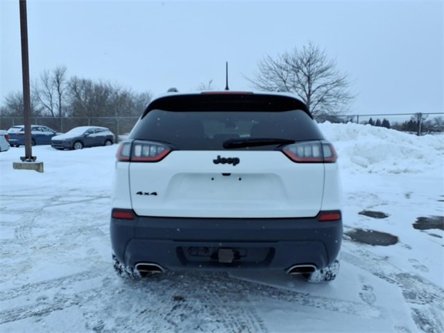 Used 2019 Jeep Cherokee Latitude w/ Cold Weather Group image 7