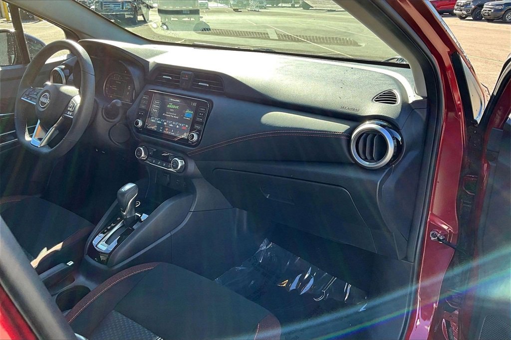 Used 2024 Nissan Versa SR w/ Trunk Package image 15