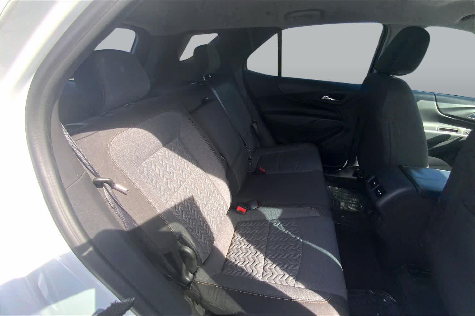 Used 2024 Chevrolet Equinox LT FWD image 20