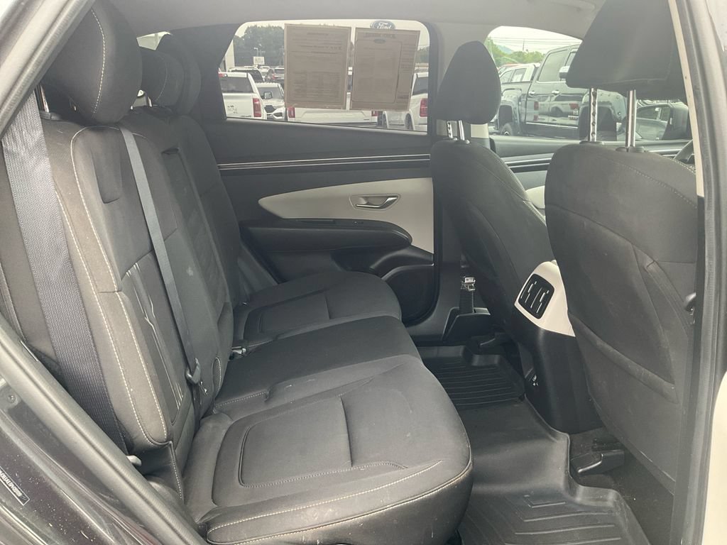 Used 2023 Hyundai Tucson SEL FWD image 13
