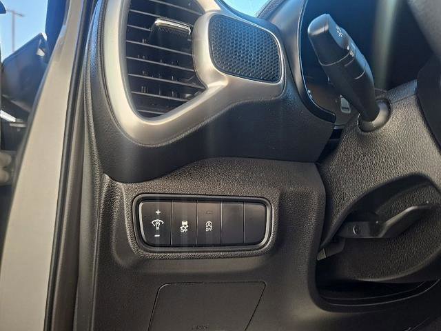 Used 2023 Kia Soul LX w/ LX Technology Package image 16