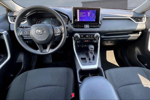 Used 2025 Toyota RAV4 XLE FWD image 7