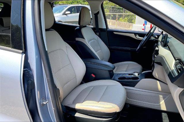 Certified 2022 Ford Escape SEL w/ Technology Package AWD/4WD image 7