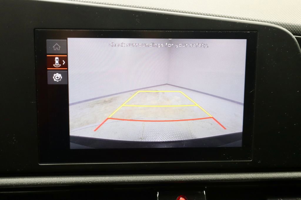 Used 2023 Kia Niro LX FWD image 10