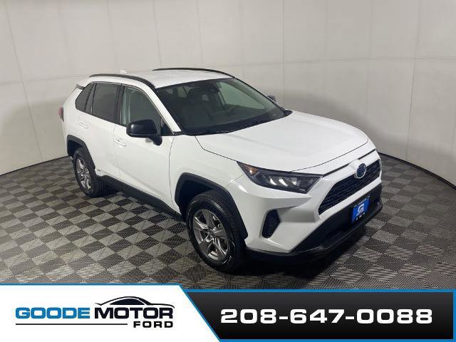 Used 2022 Toyota RAV4 LE image 6