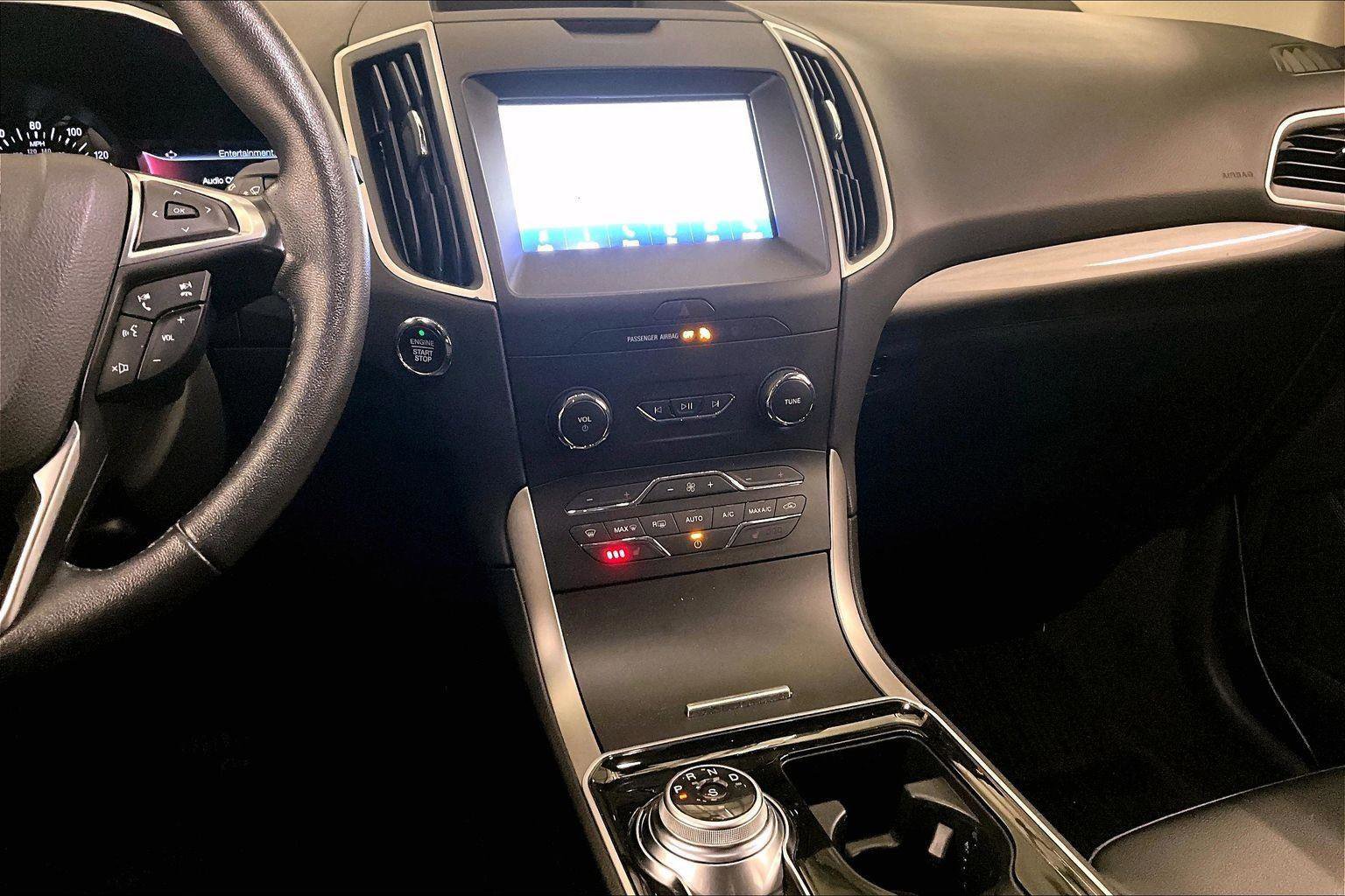 Certified 2020 Ford Edge SEL w/ Convenience Package image 8