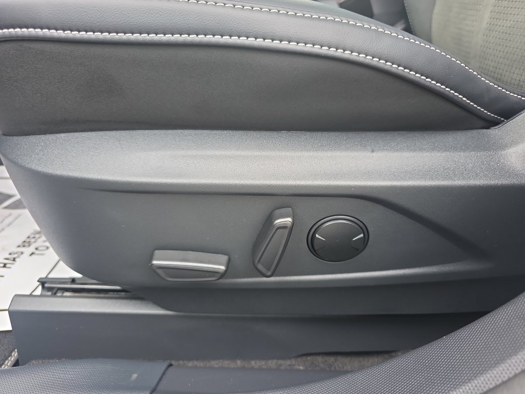 Certified 2025 Ford Mustang Mach-E GT AWD/4WD image 18
