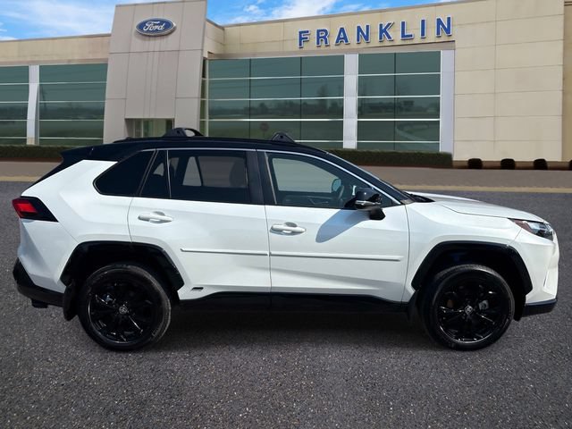 Used 2025 Toyota RAV4 XSE w/ Weather Package AWD/4WD image 8