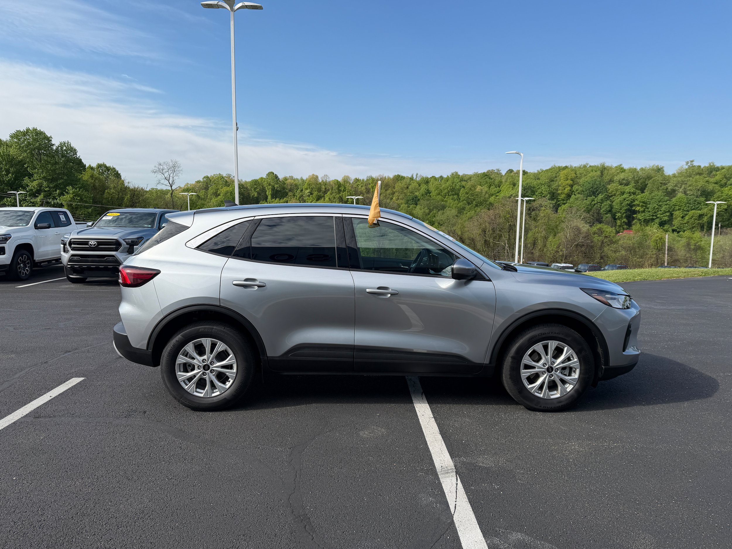 Certified 2024 Ford Escape Active w/ Tech Pack #2 AWD/4WD image 4