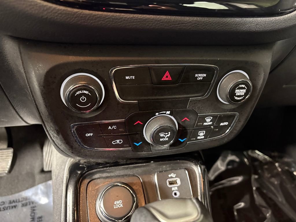 Used 2018 Jeep Compass Limited image 20