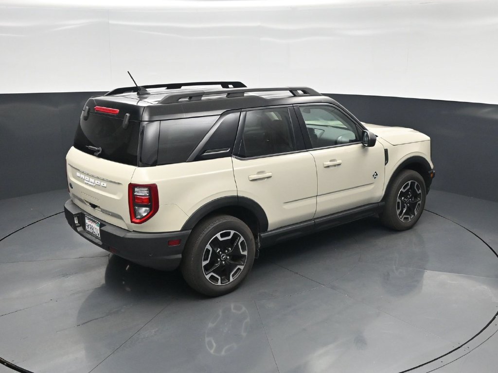 Certified 2024 Ford Bronco Sport Outer Banks AWD/4WD image 38