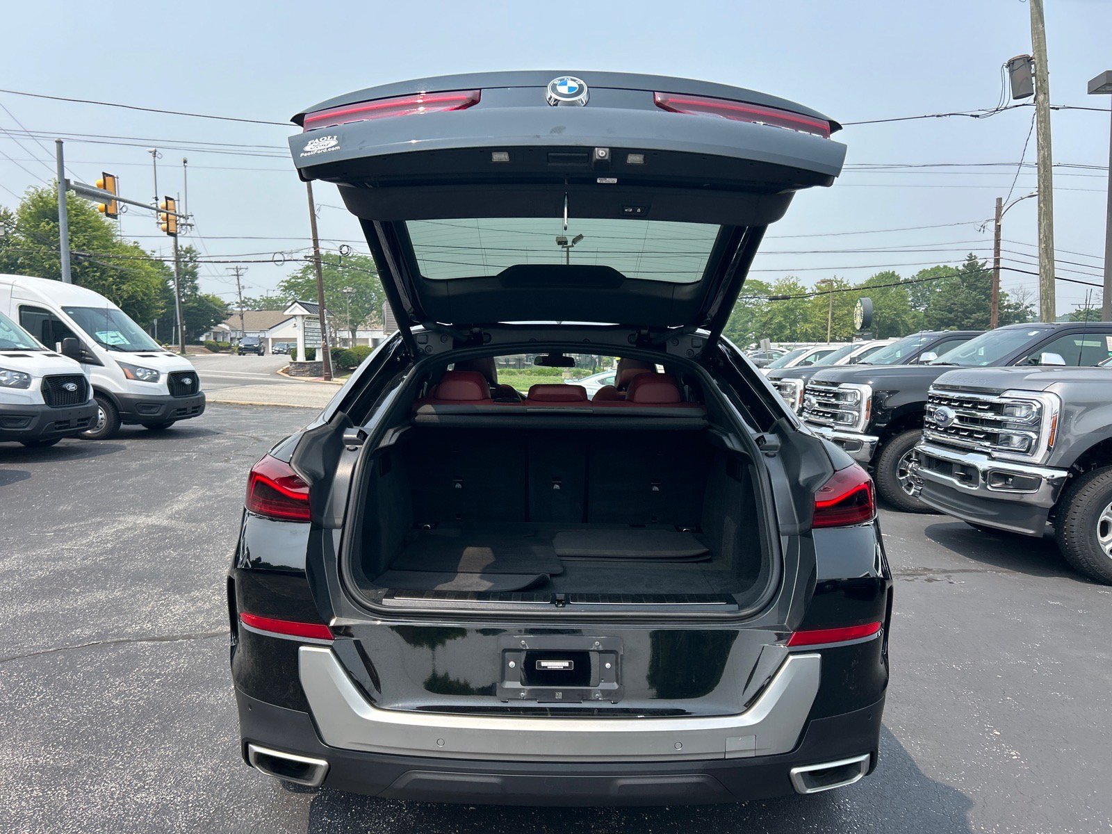 Used 2022 BMW X6 xDrive40i w/ Premium Package AWD/4WD image 15