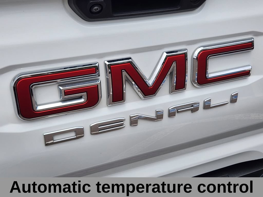 Used 2023 GMC Canyon Denali AWD/4WD image 15