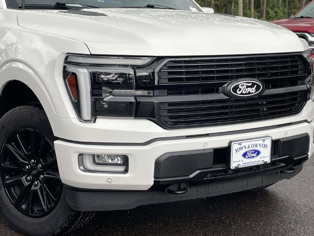 Certified 2025 Ford F150 Platinum w/ Equipment Group 702A High AWD/4WD image 2
