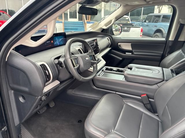 Certified 2025 Ford Expedition Active AWD/4WD image 63