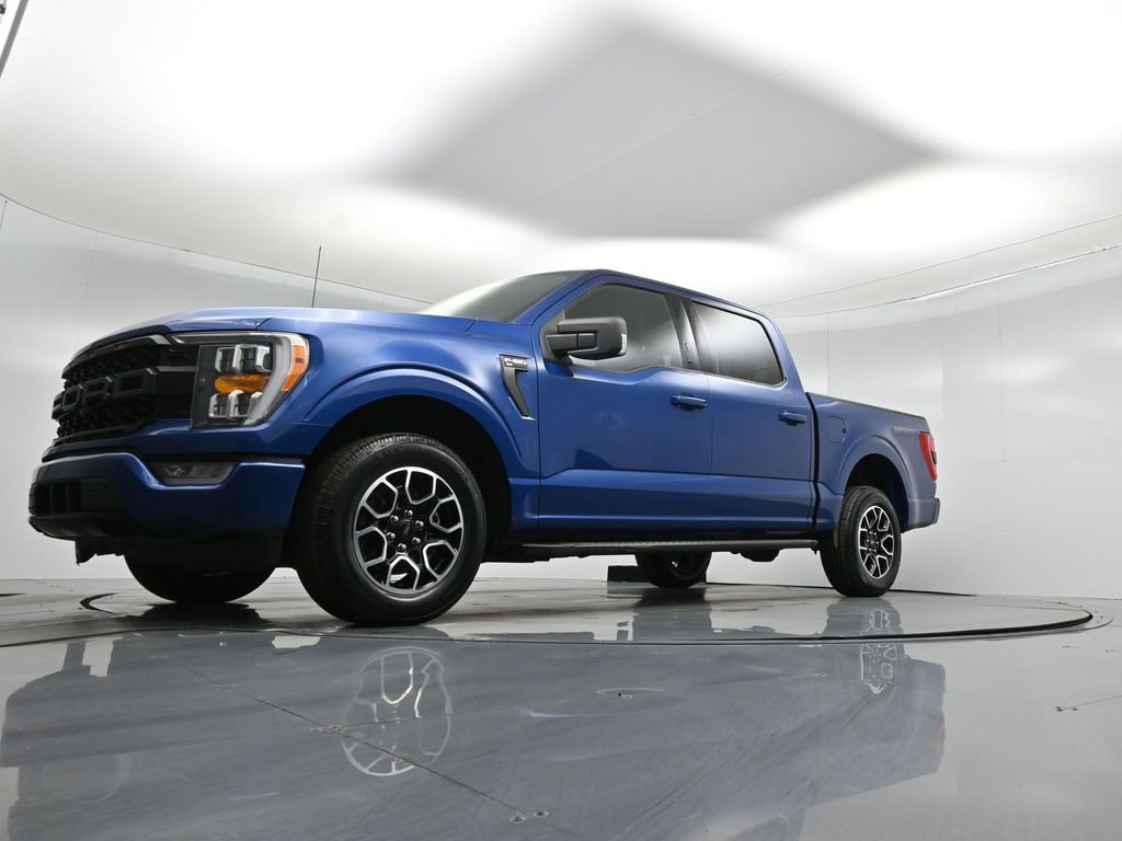 Certified 2022 Ford F150 XLT w/ Equipment Group 302A High image 26