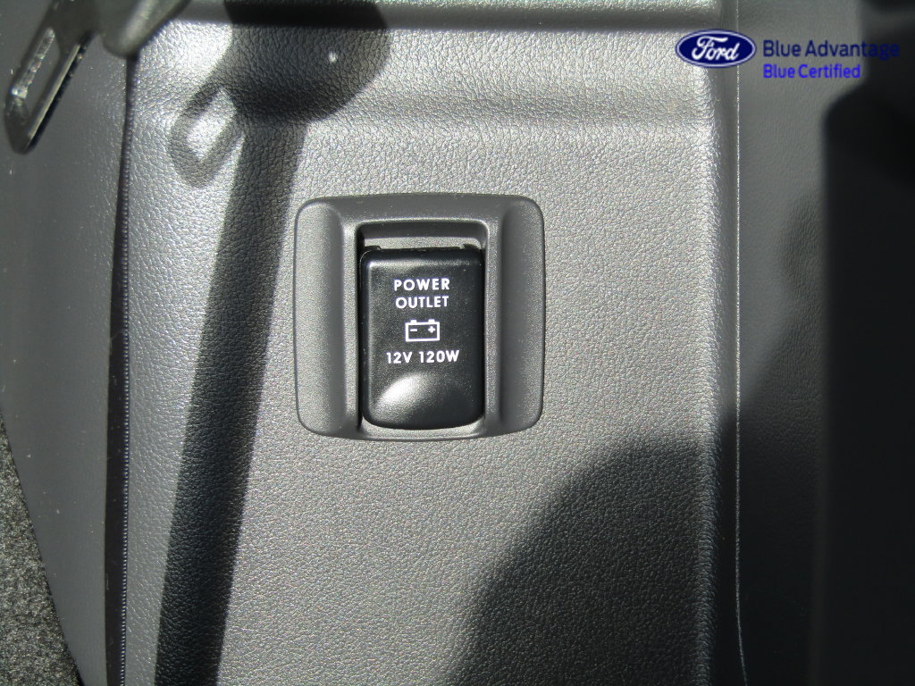 Used 2018 Mitsubishi Outlander SEL AWD/4WD image 36