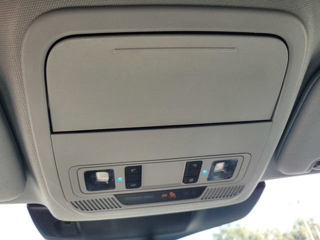 Certified 2023 Ford Explorer XLT image 21