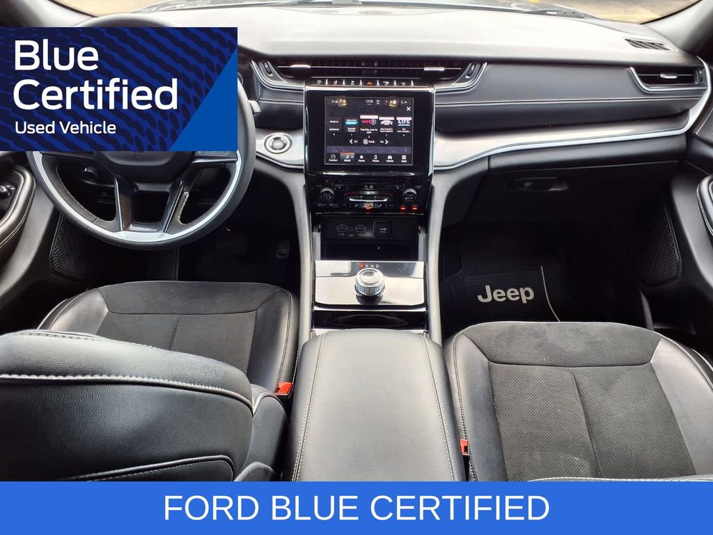 Used 2023 Jeep Grand Cherokee L Laredo RWD image 9