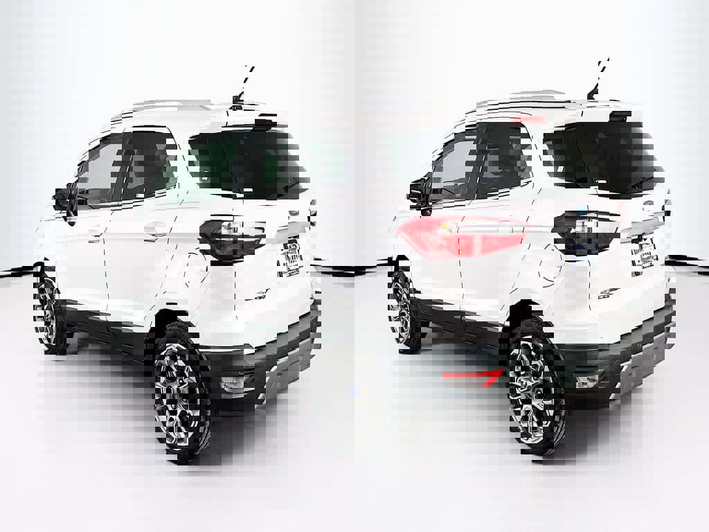 Certified 2018 Ford EcoSport Titanium image 4