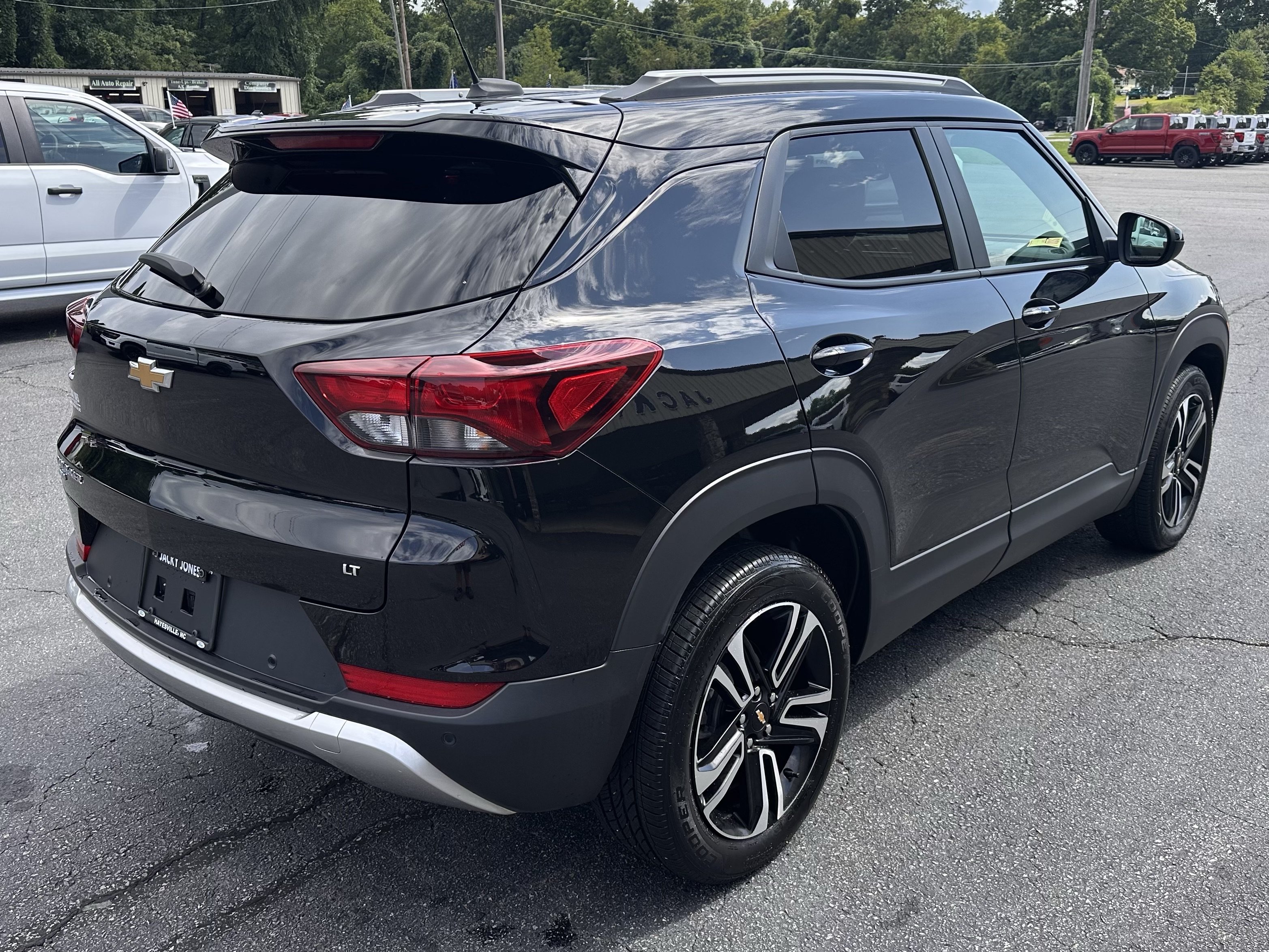 Used 2021 Chevrolet TrailBlazer LT AWD/4WD image 6