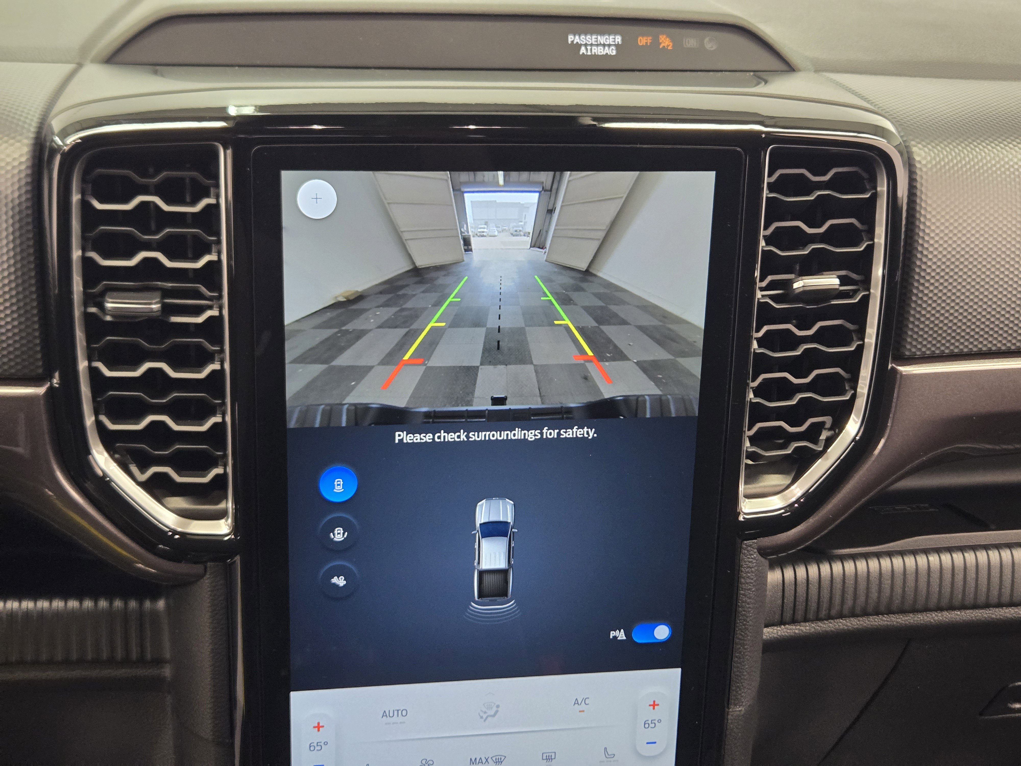 Certified 2025 Ford Ranger XLT w/ Equipment Group 301A High image 17