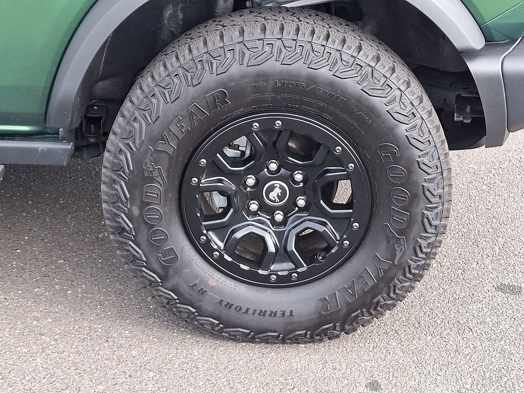 Certified 2025 Ford Bronco Badlands AWD/4WD image 8