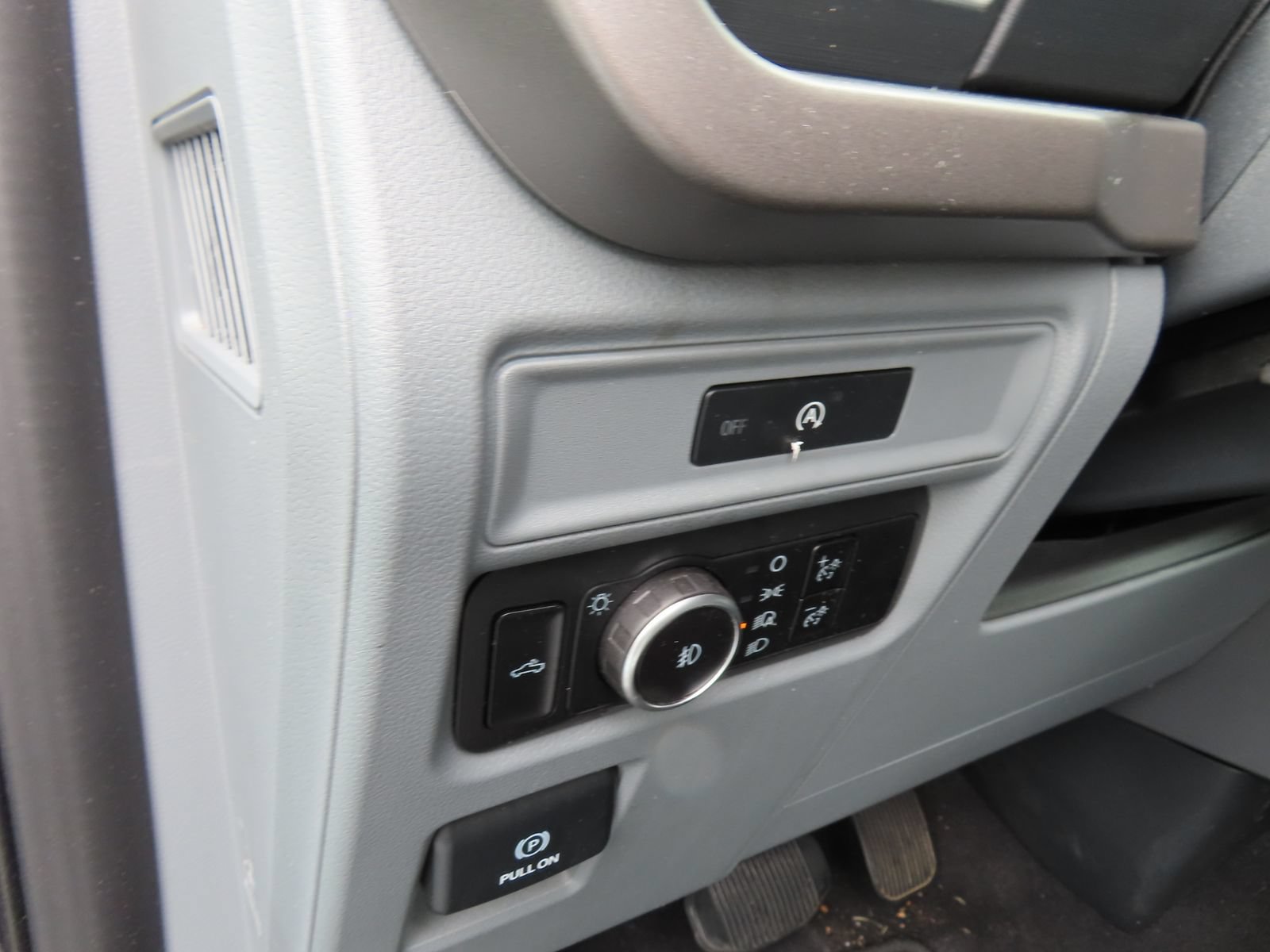 Certified 2025 Ford F150 XLT w/ Equipment Group 301A Standard AWD/4WD image 13