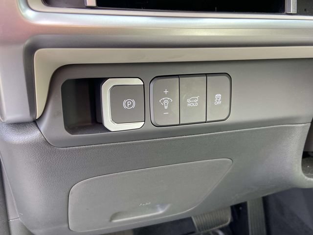 Used 2026 Hyundai Santa Fe SE FWD image 19