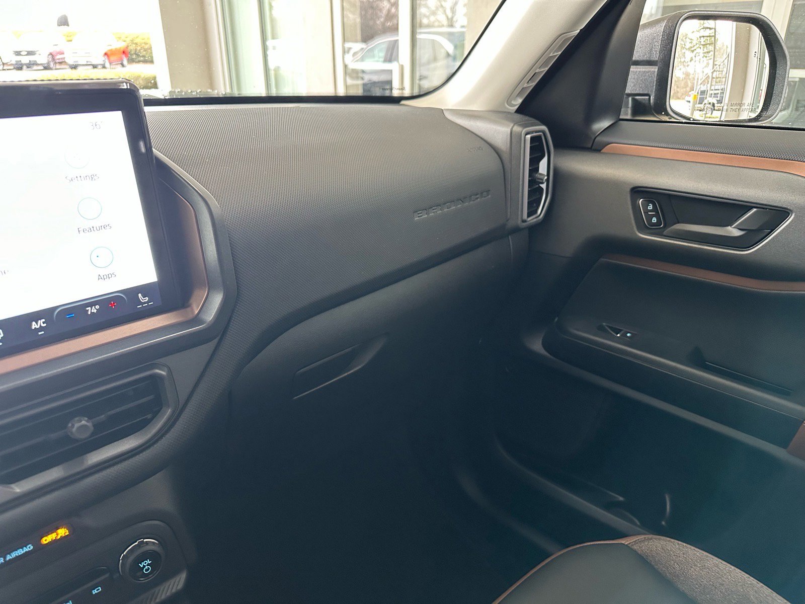 Certified 2025 Ford Bronco Sport Outer Banks w/ Outer Banks Tech Package+ image 33