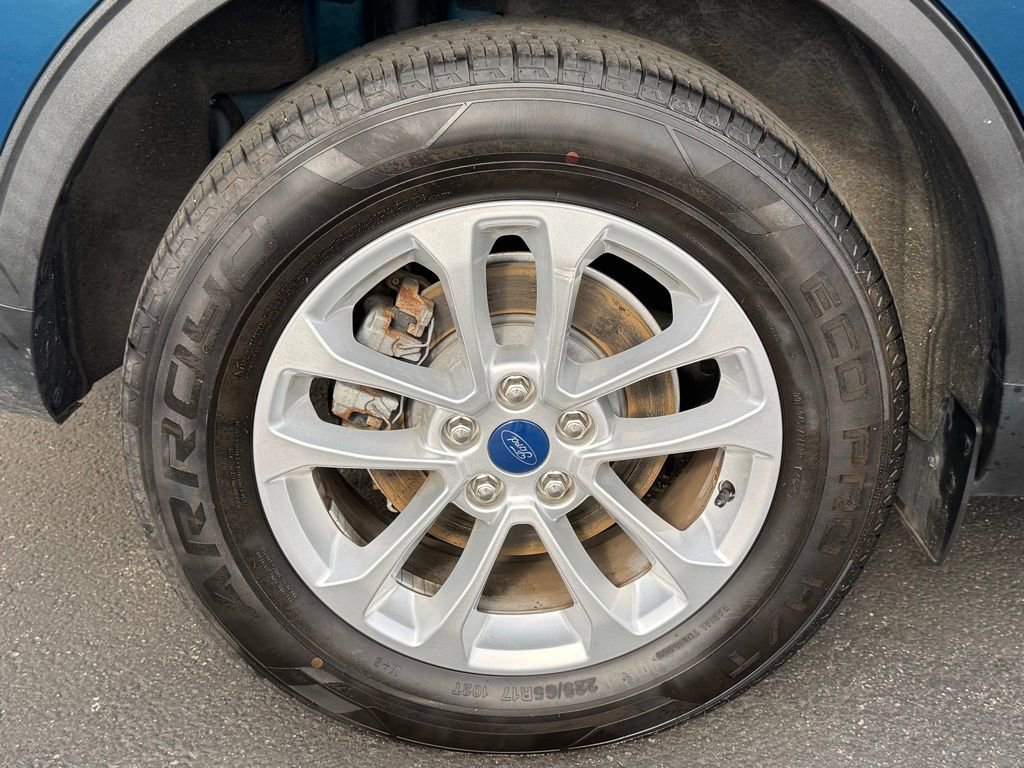 Certified 2020 Ford Escape SEL image 42