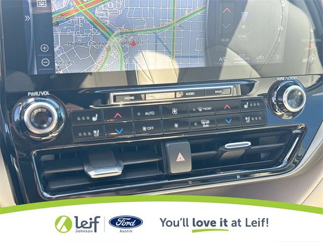 Used 2021 Toyota Highlander Limited image 22