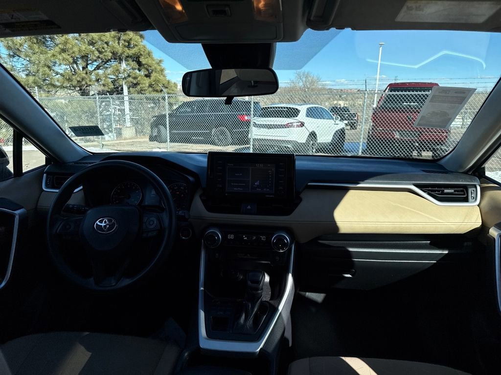 Used 2021 Toyota RAV4 XLE w/ Carpet Mat Package (TMS) image 28