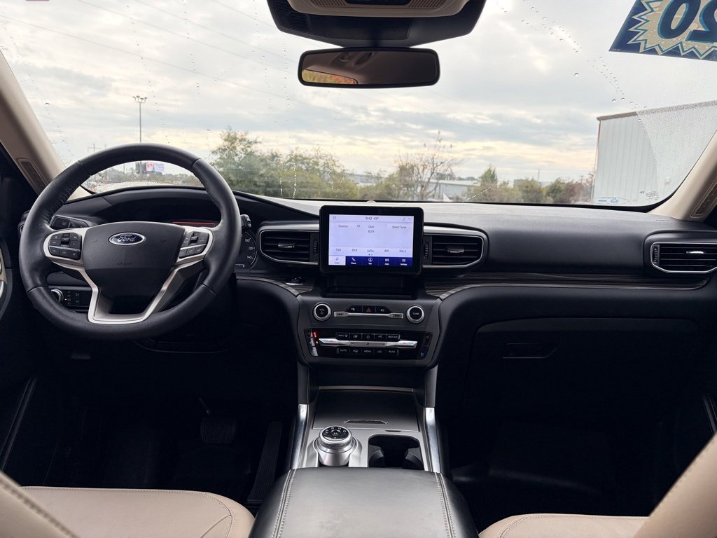 Certified 2020 Ford Explorer Limited w/ Class III Trailer Tow Package image 6