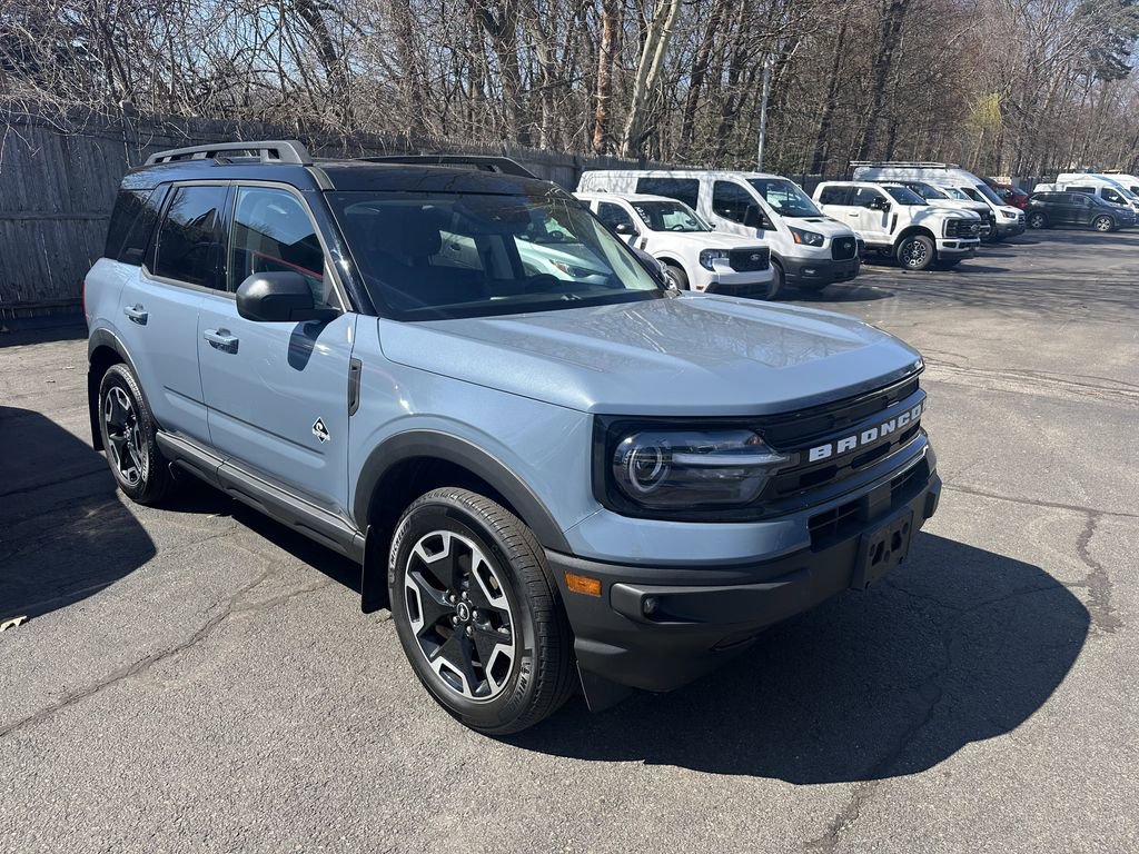 Certified 2024 Ford Bronco Sport Outer Banks w/ Tech Package AWD/4WD image 3