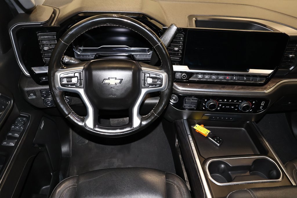 Used 2024 Chevrolet Silverado 2500 LTZ w/ LTZ Plus Package image 27