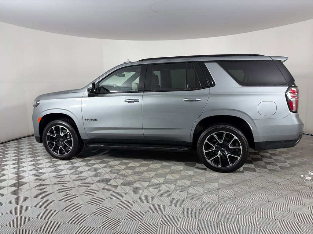 Used 2024 Chevrolet Tahoe RST w/ Luxury Package image 2