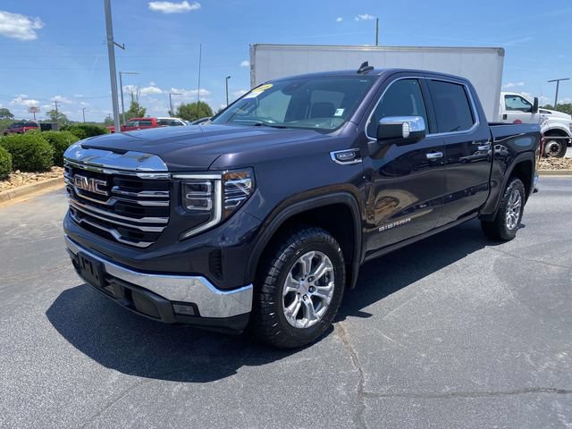 Used 2025 GMC Sierra 1500 SLT AWD/4WD image 3