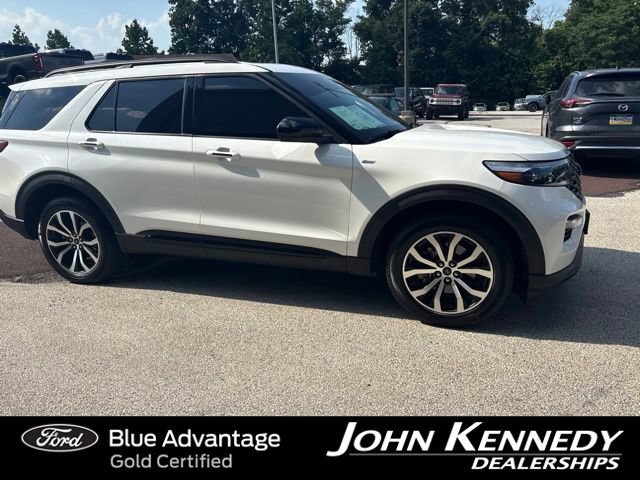 Certified 2024 Ford Explorer ST-Line w/ Class IV Trailer Tow Package AWD/4WD image 19