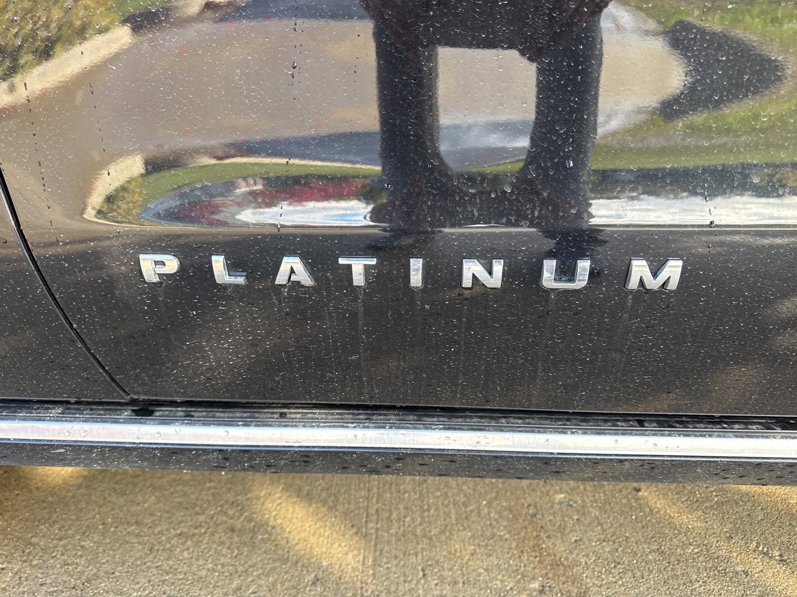 Certified 2022 Ford Expedition Platinum image 14