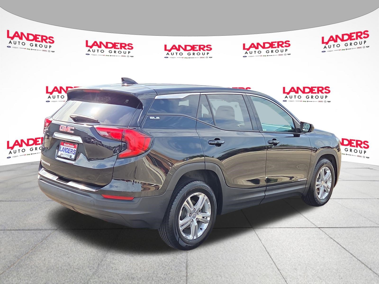 Used 2020 GMC Terrain SLE FWD image 3