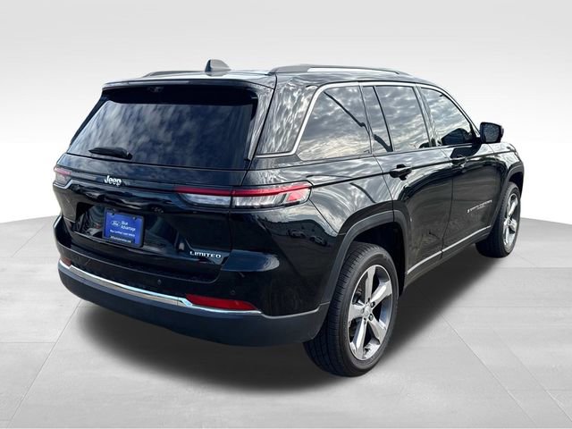 Used 2022 Jeep Grand Cherokee Limited w/ Luxury Tech Group II RWD image 10