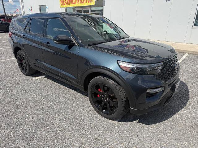 Certified 2022 Ford Explorer ST w/ Equipment Group 401A AWD/4WD image 2