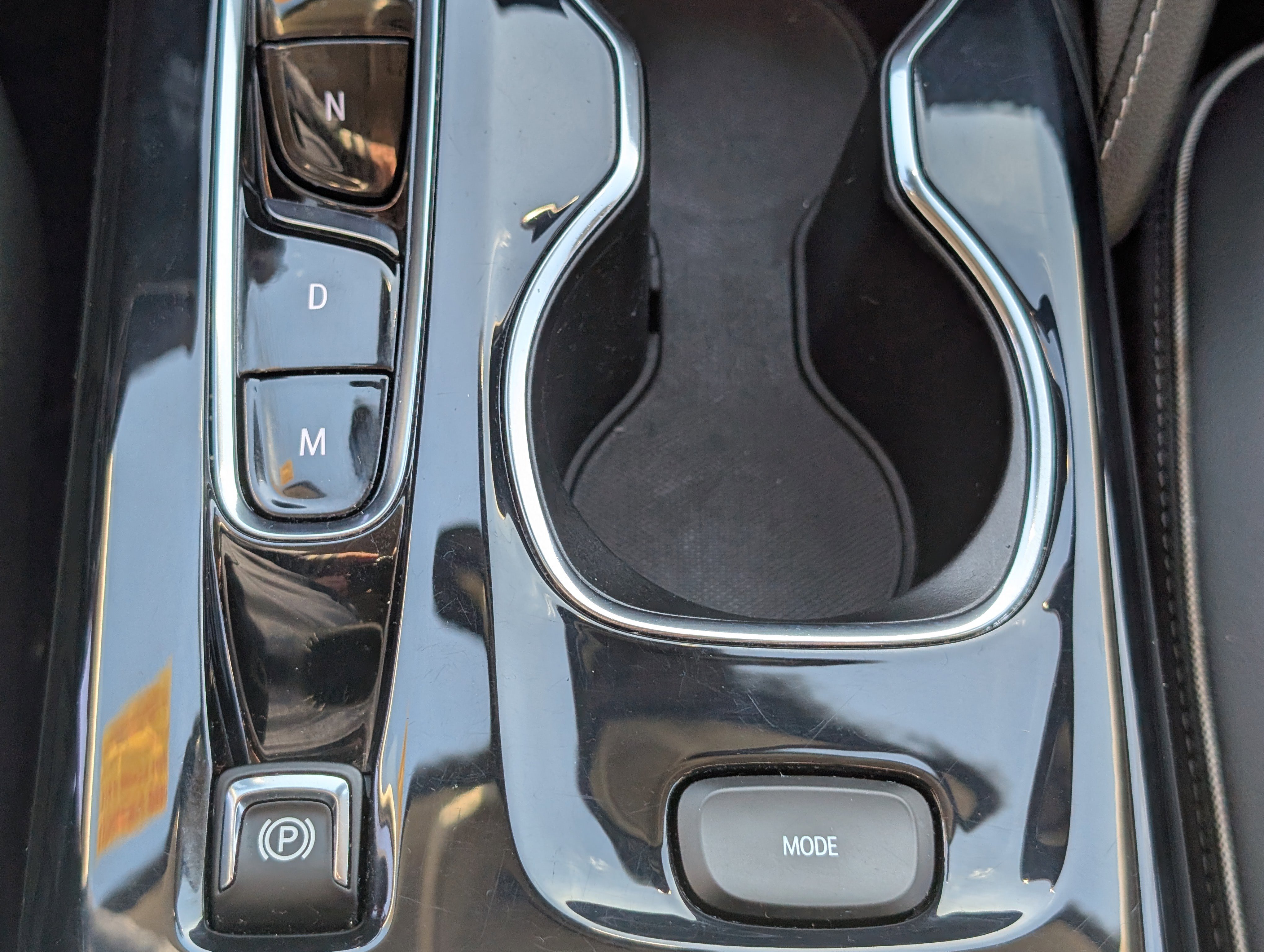 Used 2022 Buick Envision Essence w/ Technology Package I image 26