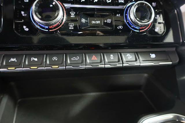 Used 2023 GMC Sierra 1500 Denali w/ Denali Reserve Package AWD/4WD image 21