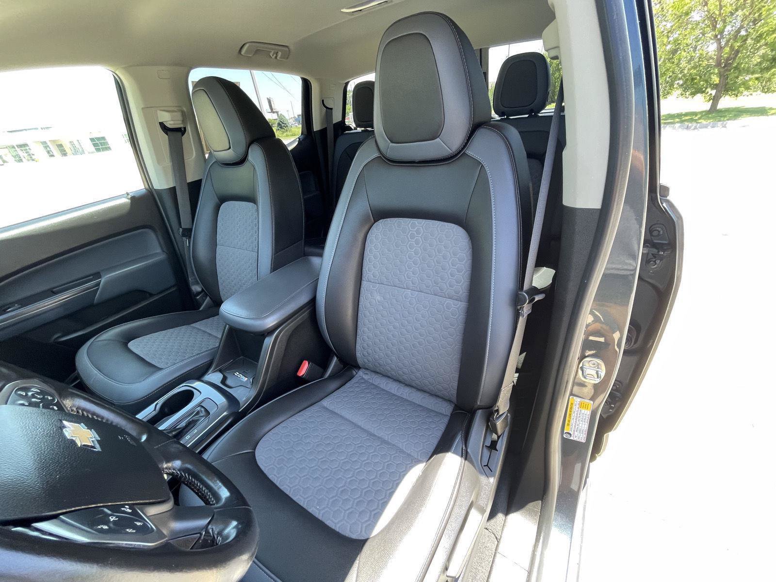 Used 2019 Chevrolet Colorado Z71 AWD/4WD image 18