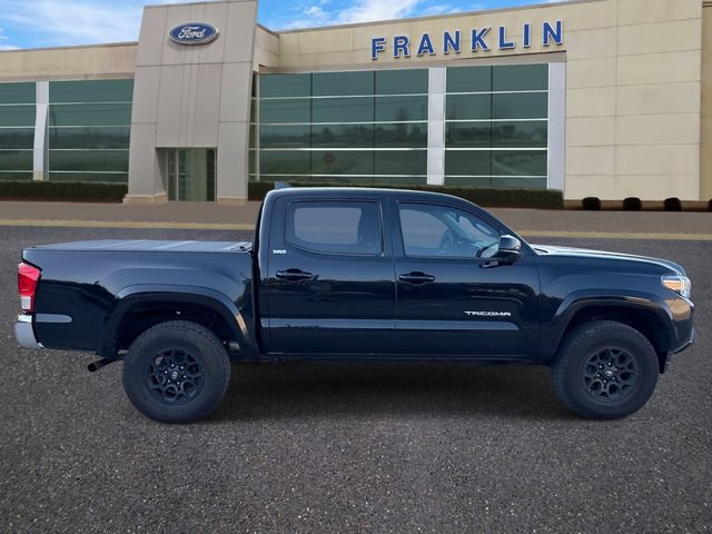 Used 2021 Toyota Tacoma SR5 RWD image 8