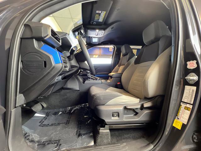 Used 2025 Toyota Tacoma TRD Off-Road AWD/4WD image 17