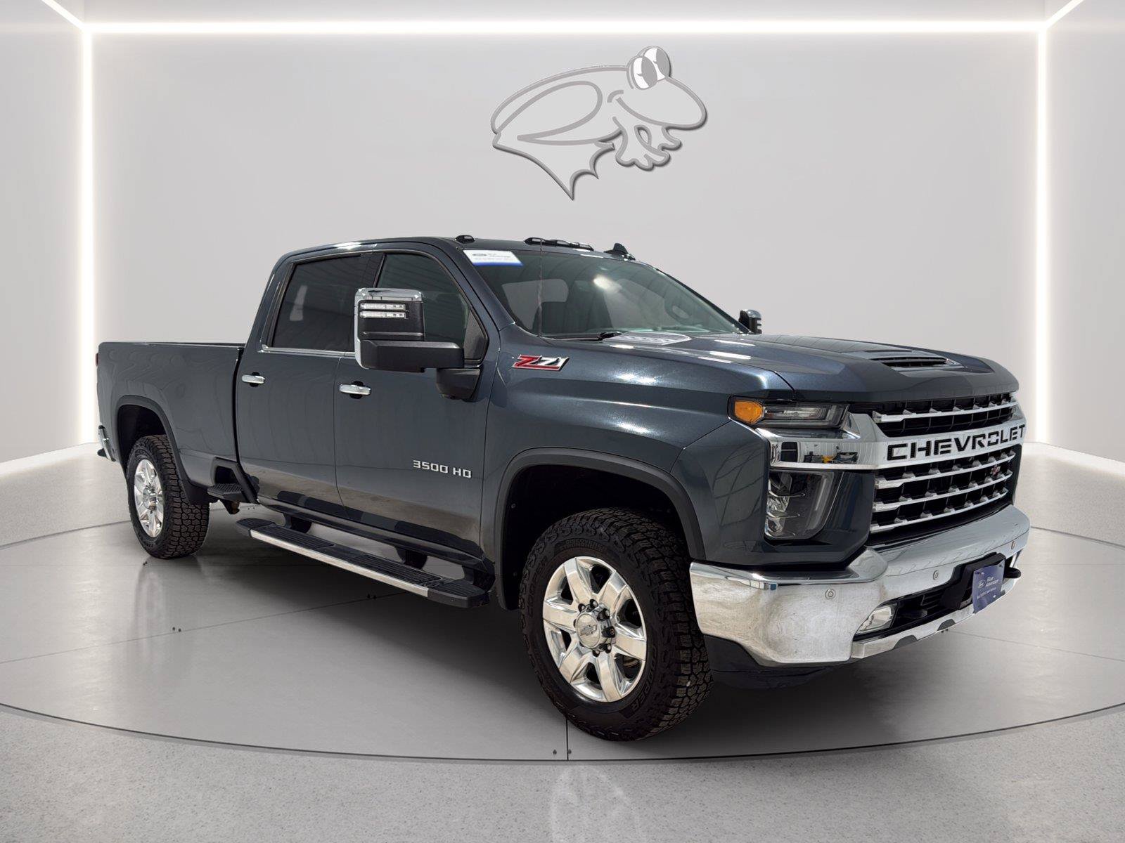 Used 2020 Chevrolet Silverado 3500 LTZ w/ LTZ Premium Package AWD/4WD image 8