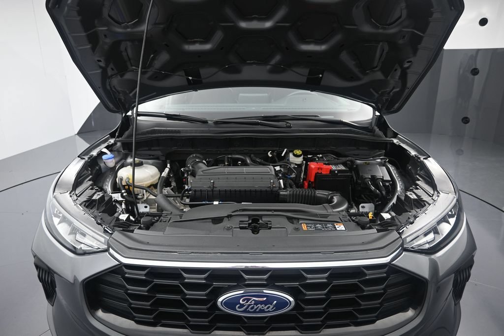 Certified 2025 Ford Escape ST-Line AWD/4WD image 27